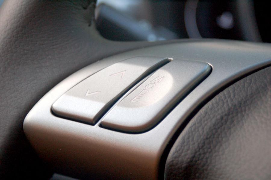  Subaru Tribeca 2008 года  (фото 27 из 109)